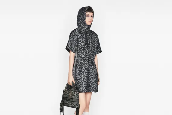 Сумка Dior Lady D-lite, модель среднего формата серый