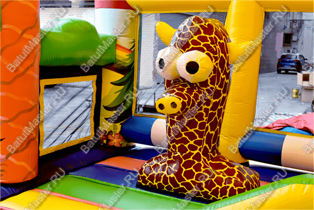 Надувной батут "Зверята с крышей 3" со скалодромом, 10*6*5 м