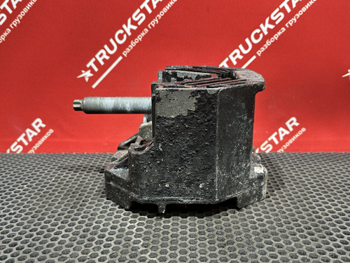 Подушка двигателя передняя 2017г.