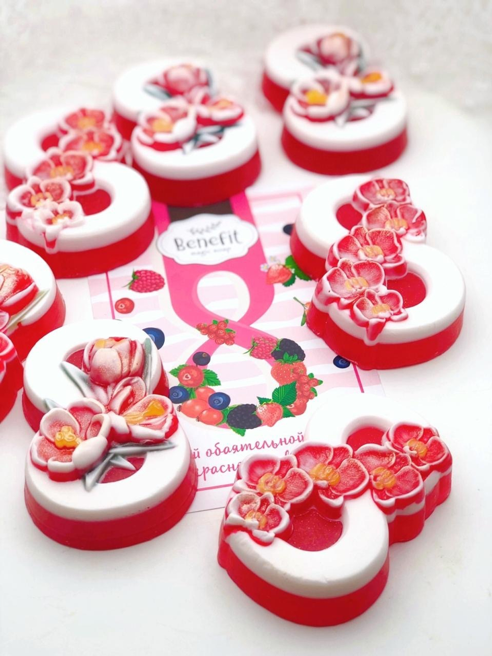 «Цветочная восьмерка» мыло ручной работы