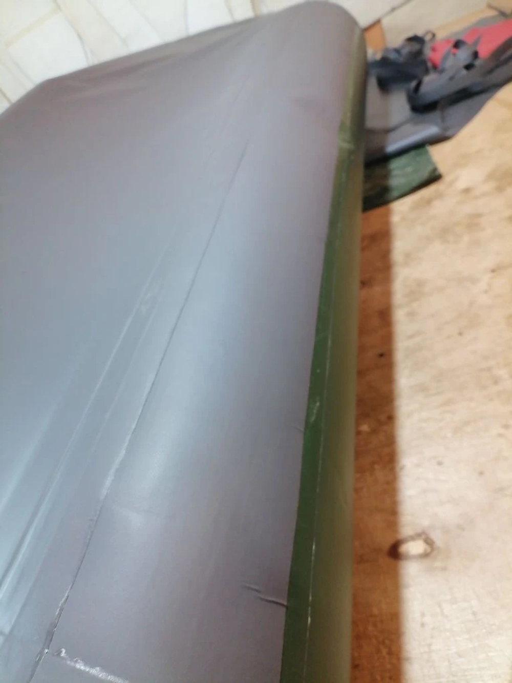 Усиление боков пакрафта полосой ткани. Ширина полосы 12 см. Плотность 650 г/м.кв.