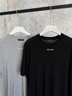 Футболка Prada