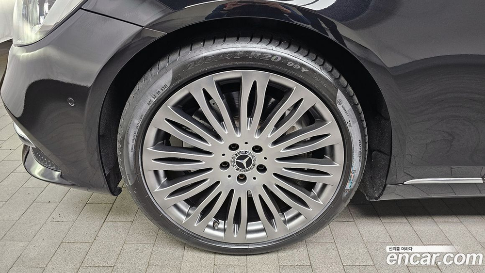 Mercedes-Benz S-Class W222 S560L 4MATIC (09.2019)