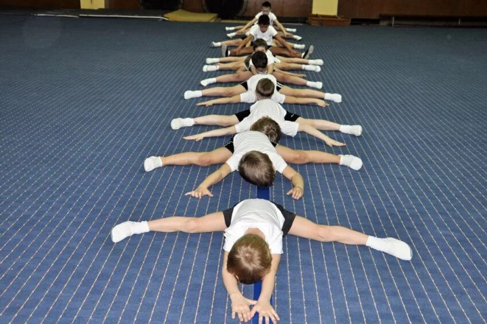 Стретчинг (индивидуальные тренировки и семейные группы)