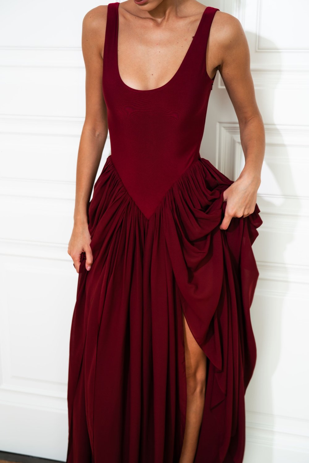 Платье боди бордовое