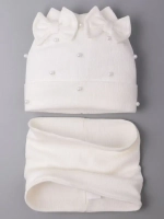 Шапка для девочки на весну с ушками и снуд