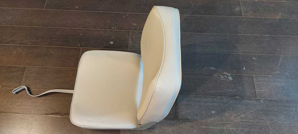 Кресло капитана Newstar Premium с подлокотниками, серый (96166G)