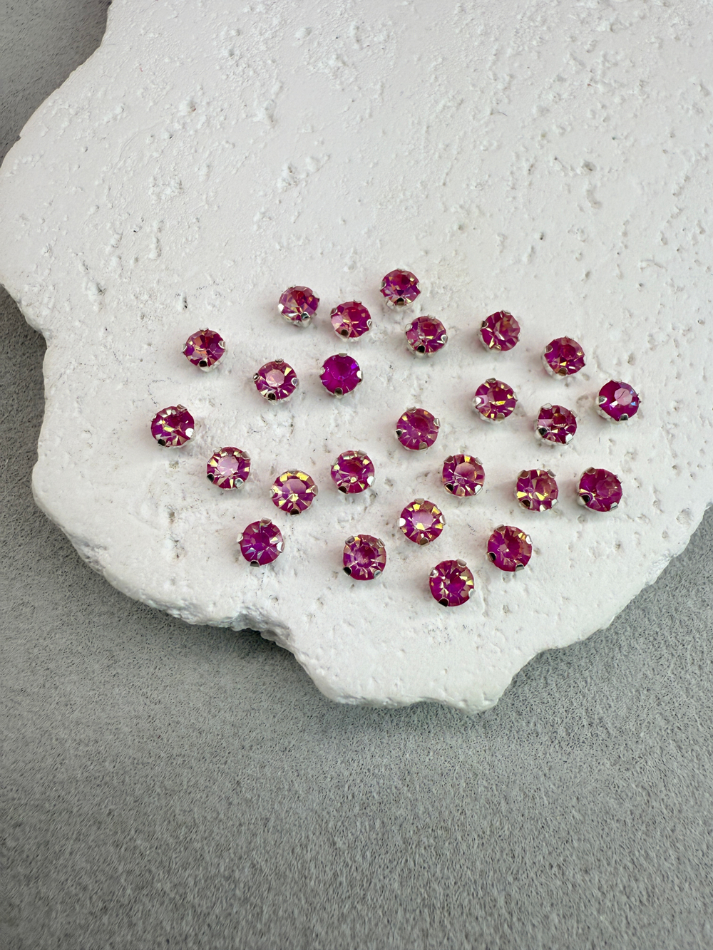 Шатоны 4 мм, Розовый радужный в серебре, 25 шт