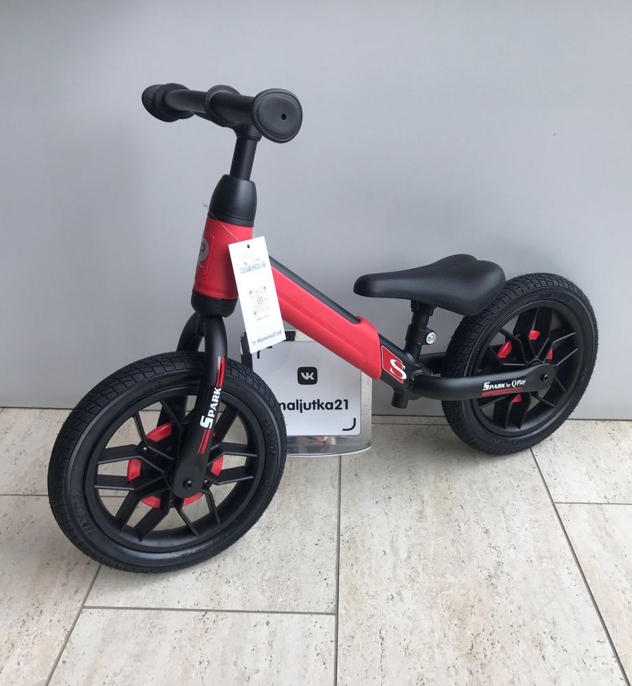 Беговел Qplay B-500 Spark Red