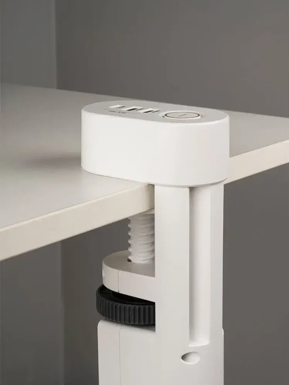 Удлинитель бытовой с заземлением и выключением Jazzway ETD-03U-150-wh