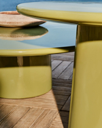 Журнальный столик Albanella из цемента с глянцевой зелёной отделкой Ø110 см