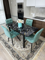 Стеклянный раздвижной стол "Черный мрамор" и стулья "ГУЧИ" тиффани