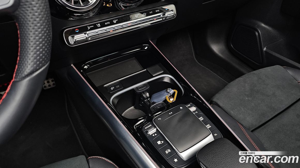 Mercedes-Benz GLA-Class H247 GLA250 4MATIC (12.2022)