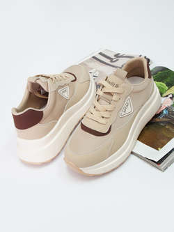 Кроссовки женские демисезонные