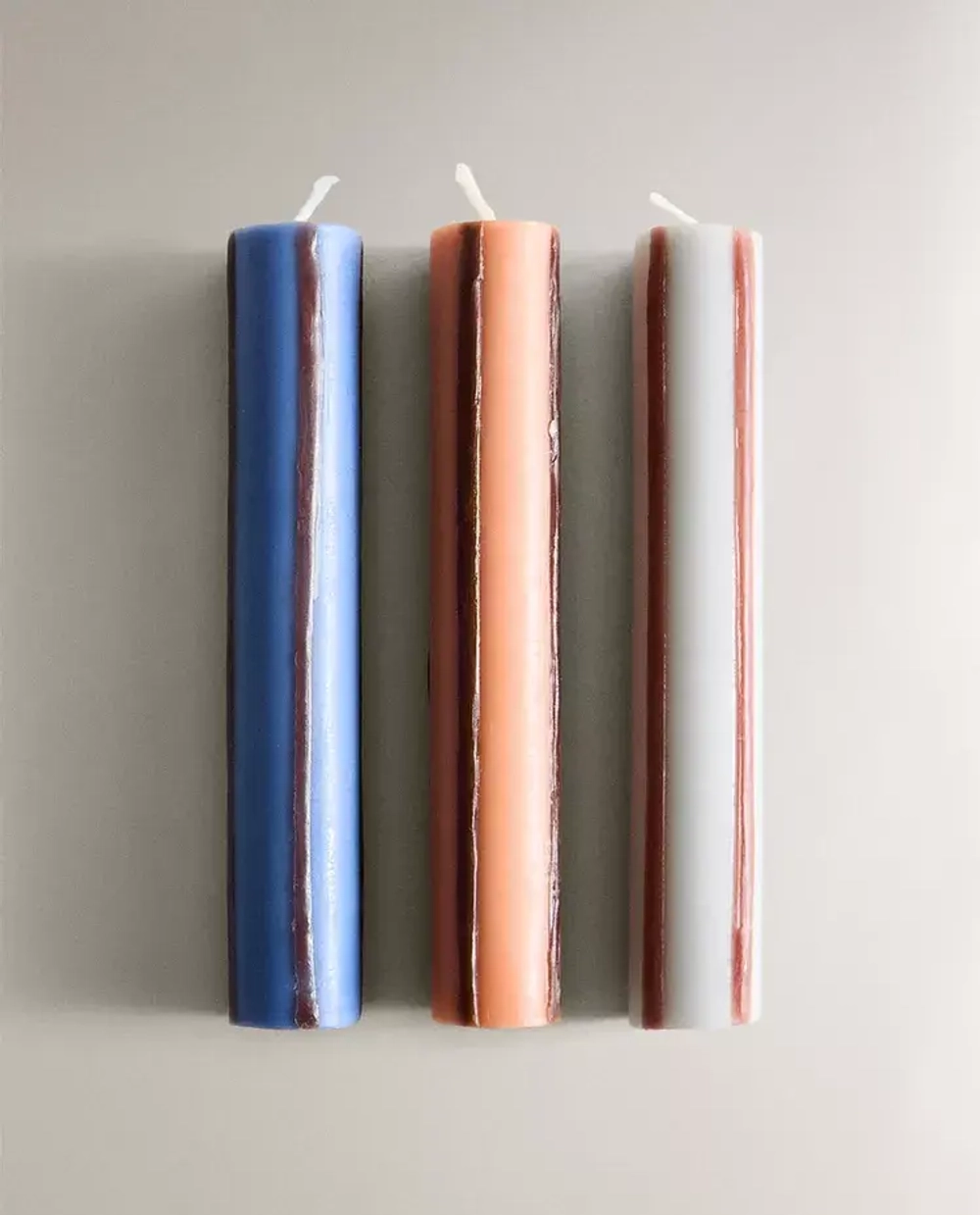 ZARA HOME НАБОР ДЛИННЫХ СВЕЧЕЙ В ПОЛОСКУ (3 ШТ.), РАЗНОЦВЕТНЫЙ