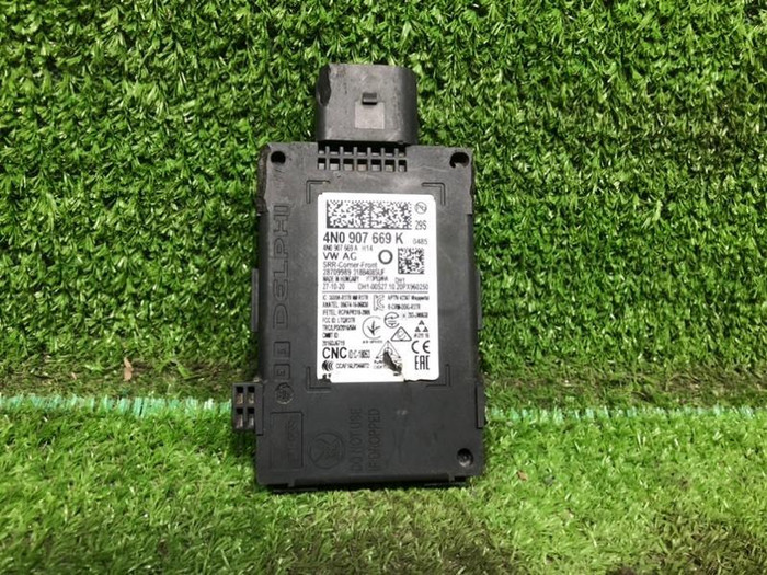 Датчик слепых зон VW Touareg 3 (2018-н.в.)