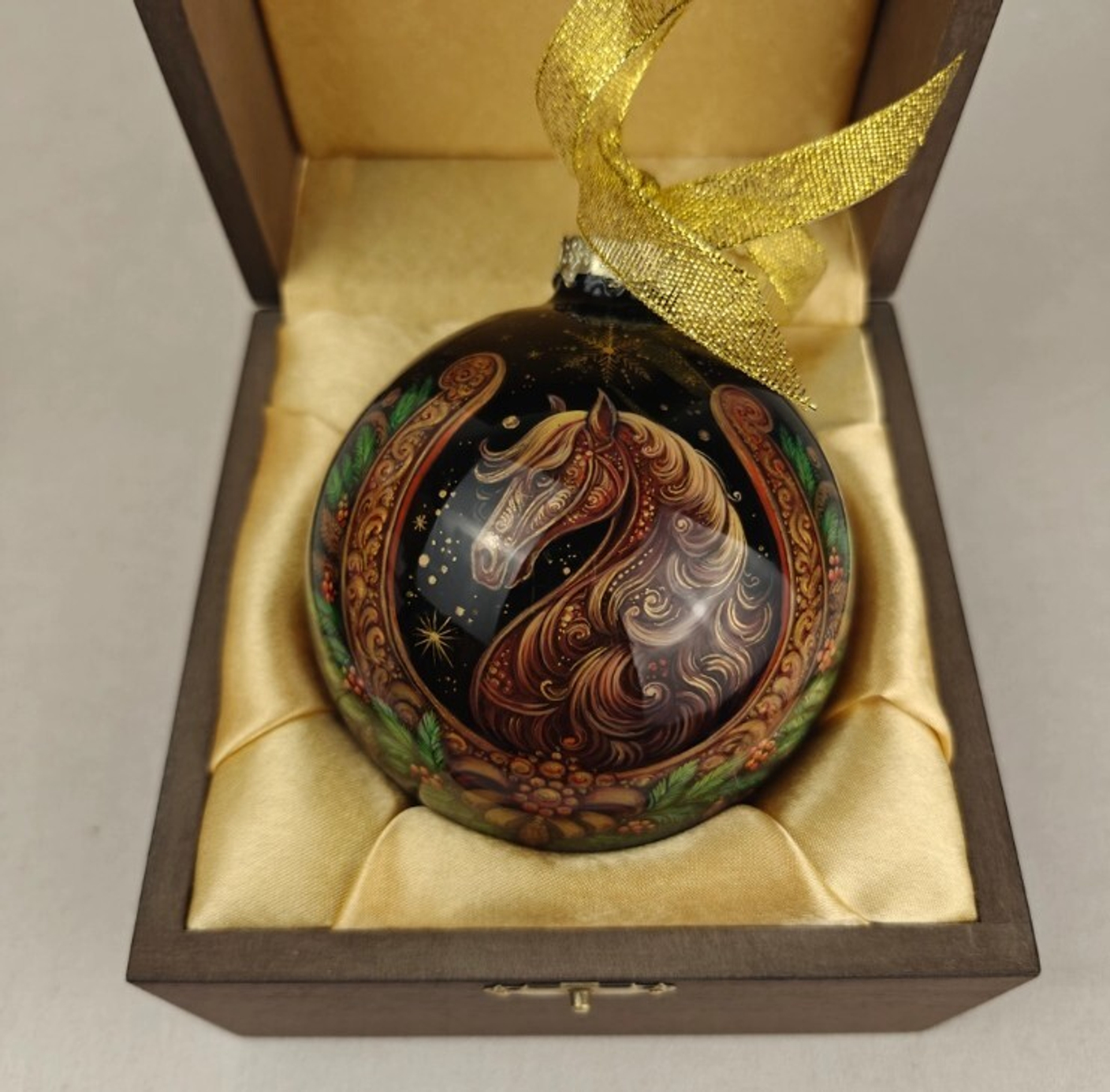 Символ 2026 года: подарки с изображением лошади