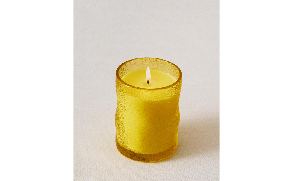 Zara Home Свеча ароматическая GINGER LEMON 155 г, растительный воск, аромат цитрусово-пряный свежий, Жёлтый