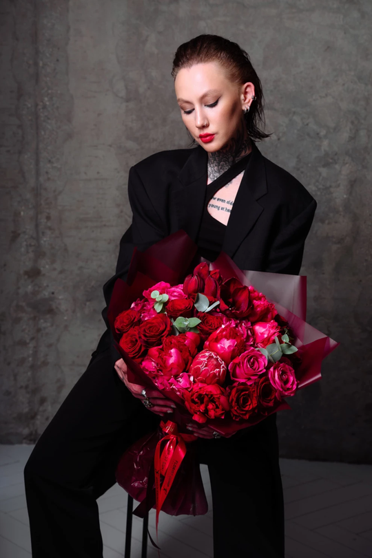 Авторский букет "Красный бархат"