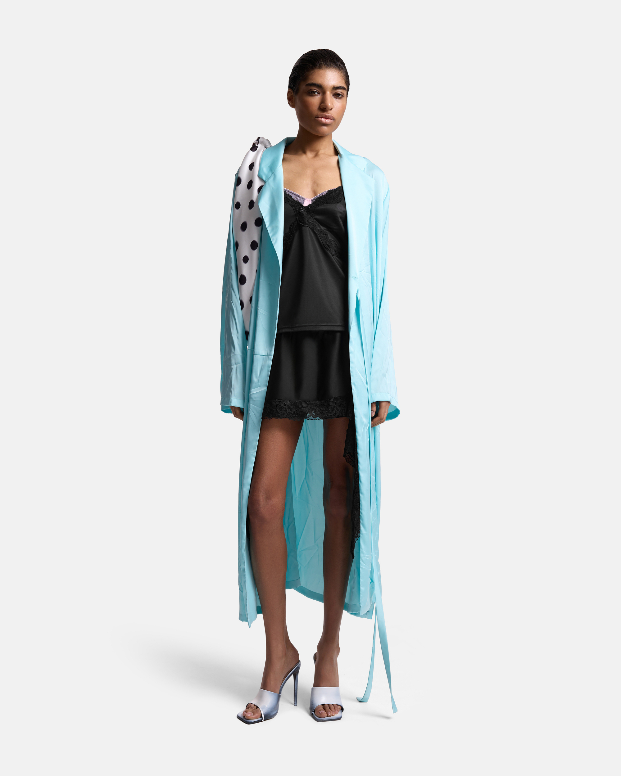 ТРЕНЧ-ХАЛАТ С ЗАМЯТОСТЯМИ ИЗ САТИНА