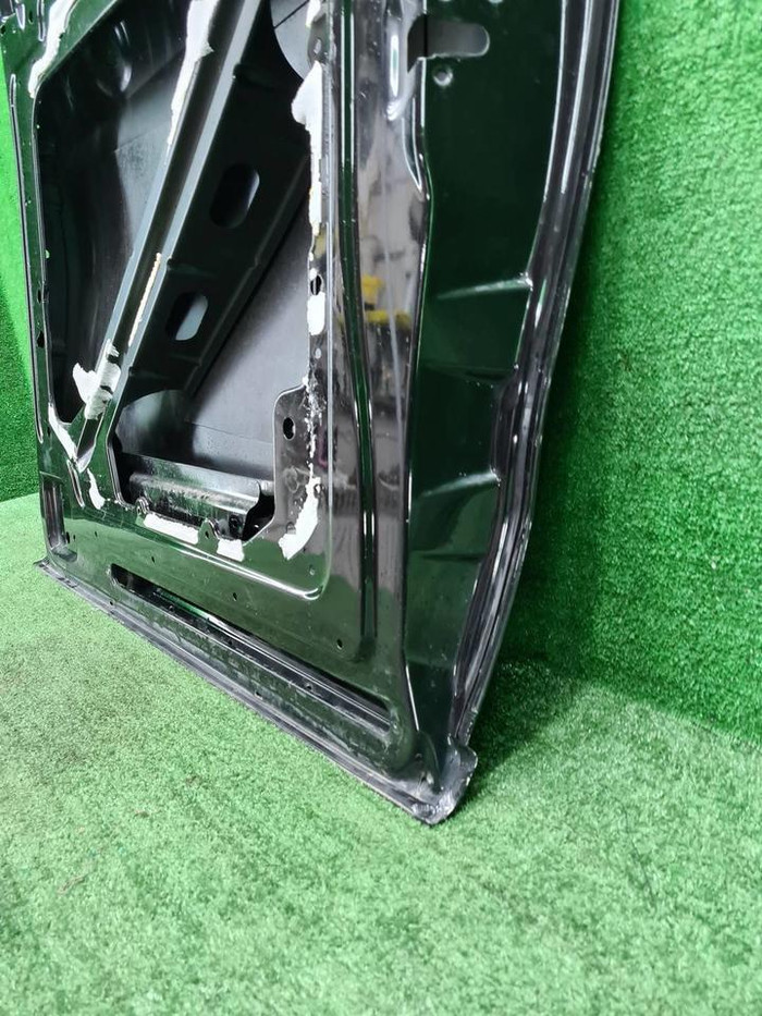 Дверь сдвижная правая Mercedes V w447 (2014-н.в.)