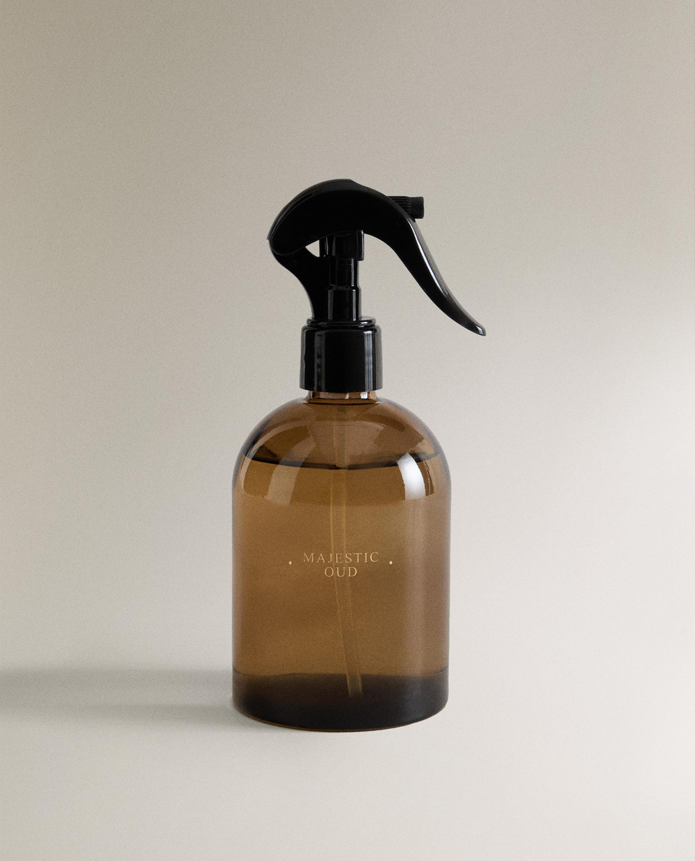 Zara Home Ароматический спрей для дома Majestic Oud 230 мл, освежитель, аромат восточный древесный