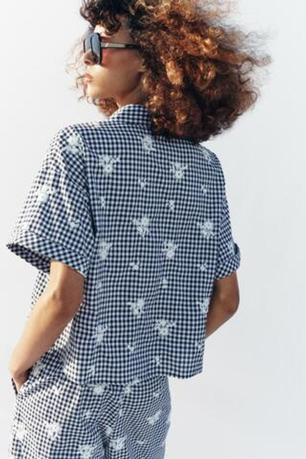 ZARA РУБАШКА В КЛЕТКУ С ВЫШИВКОЙ, ТЕМНО-СИНИЙ/БЕЛЫЙ