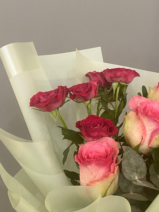 Букет "Малиновый десерт"