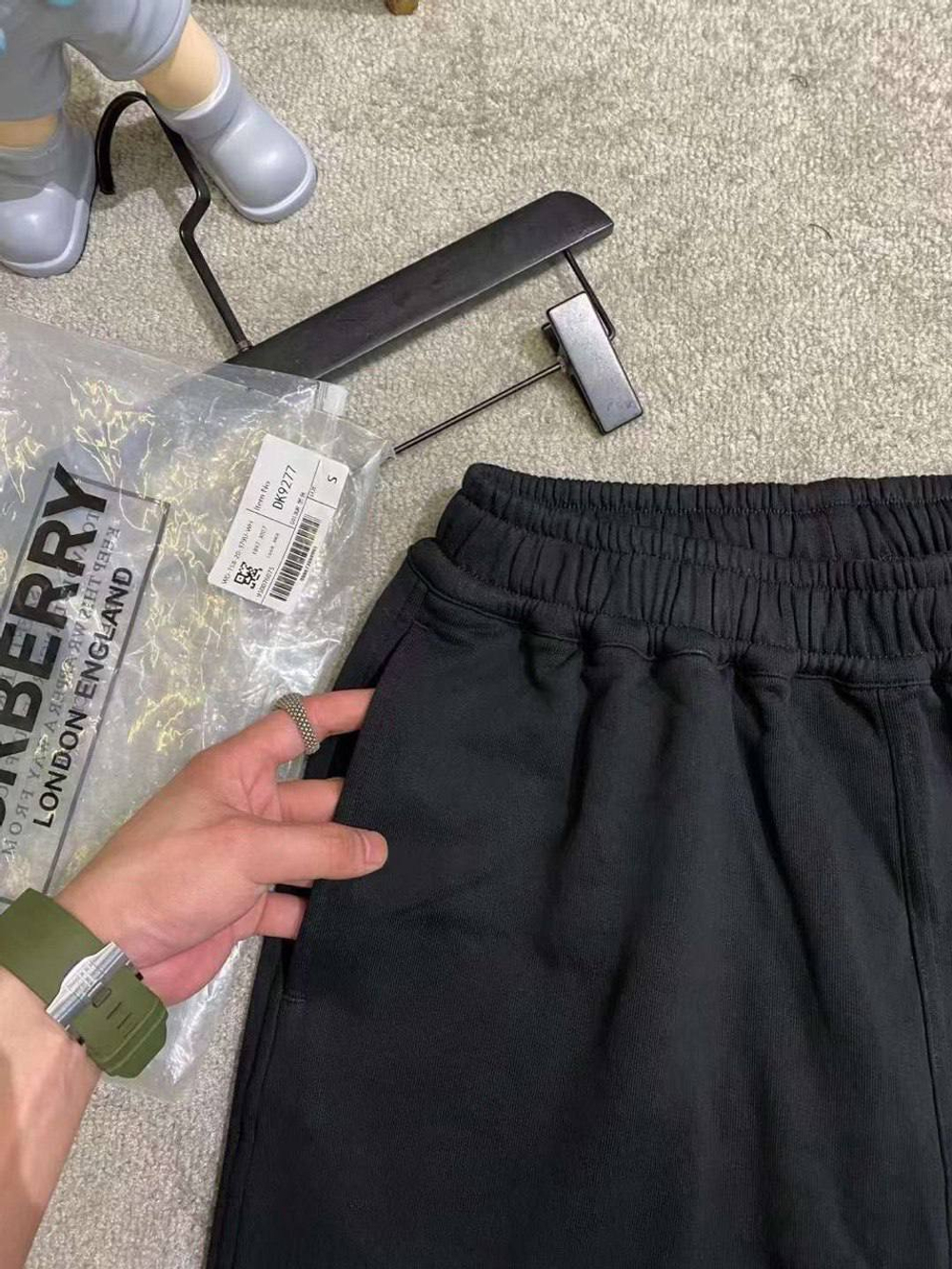 Шорты Burberry