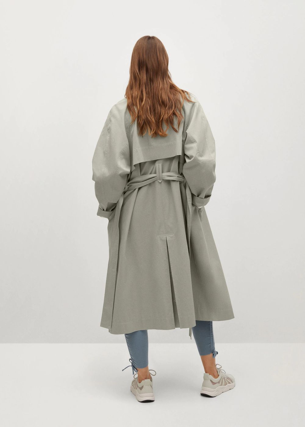 Объемный водоотталкивающий тренч