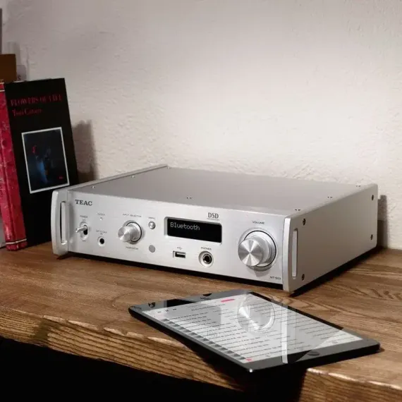 TEAC NT-505-X Black