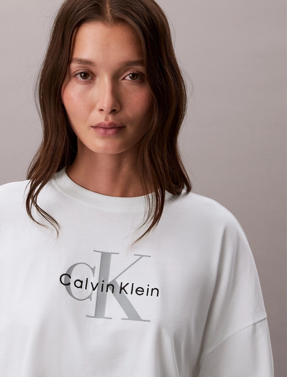 Футболка Calvin Klein Monologo Cropped Boxy Fit Bright White