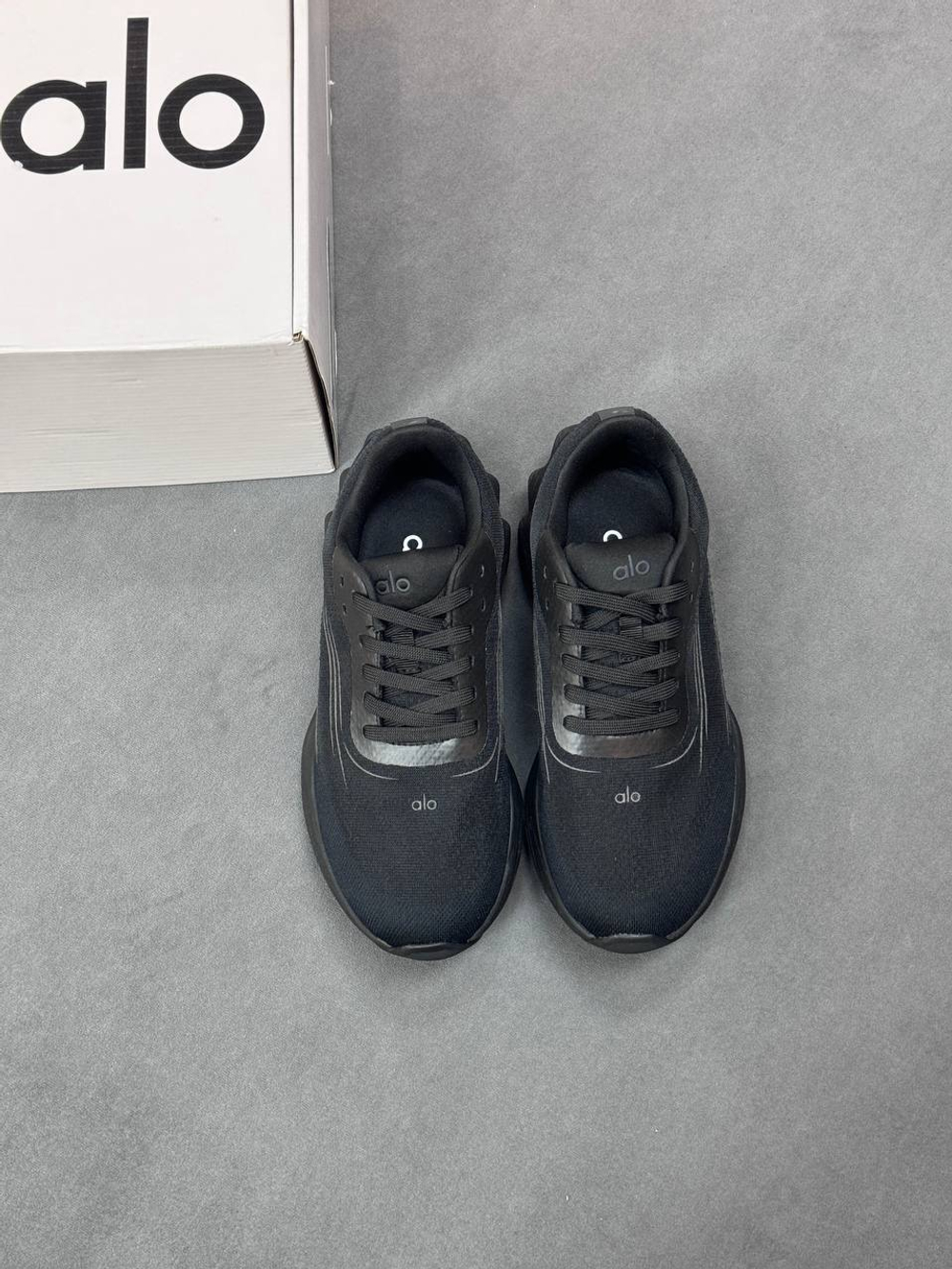 Кроссовки Alo