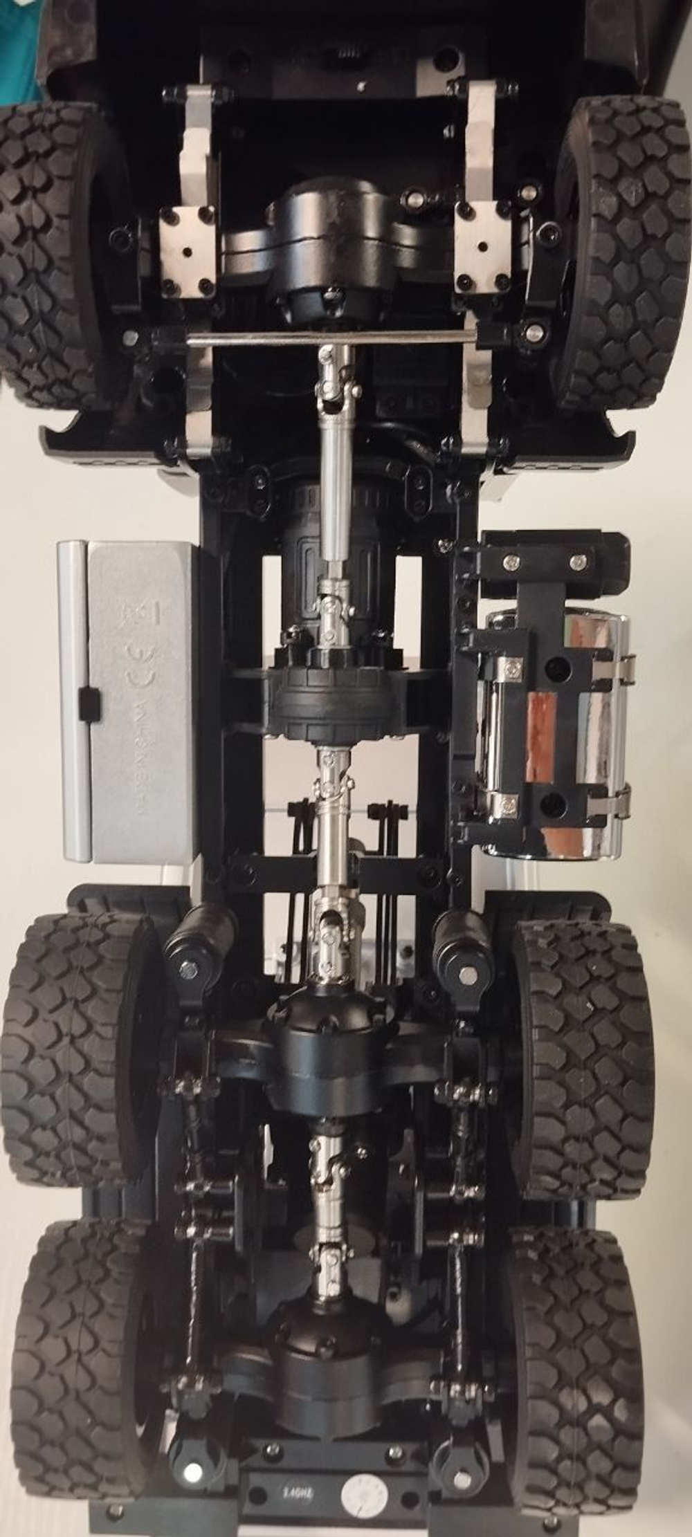 Радиоуправляемый самосвал HUINA HN1598 масштаб 1/14 , 2,4 ГГц , 6WD, 14-канальная радиоуправляемая модель самосвала , металл , новинка 2024г