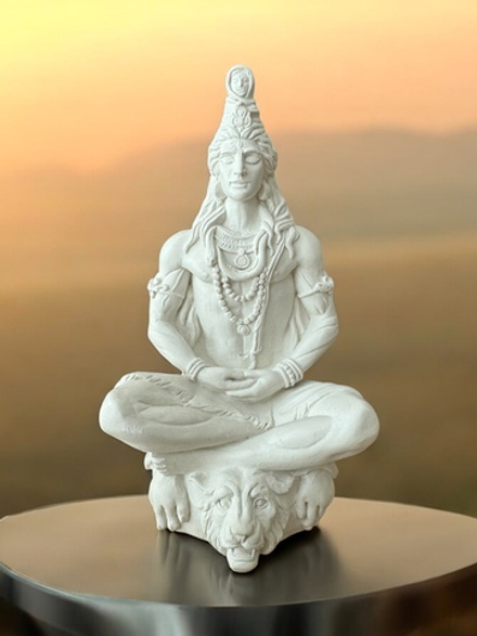 Бог Шива на тигре