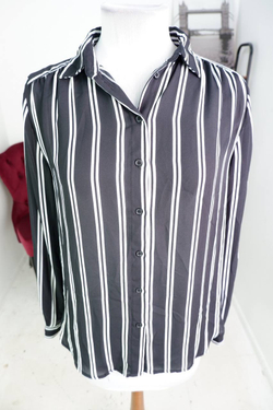 Блузка H&M в полоску, маркировка 36, визуально на 42 размер