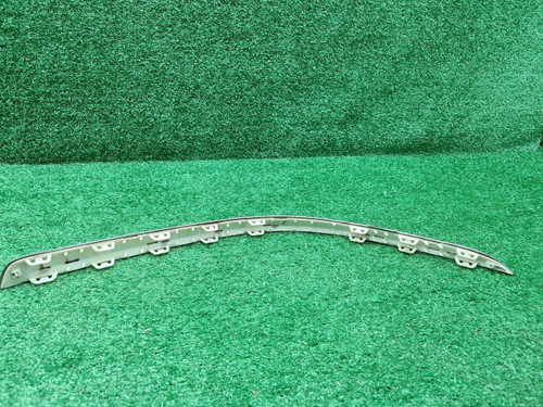 Молдинг заднего бампера Bentley Bentayga (20-нв)