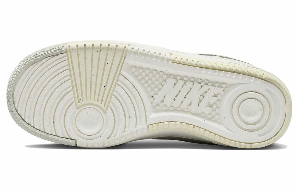 Кроссовки Nike Gamma Force Sail (Женская размерная сетка)