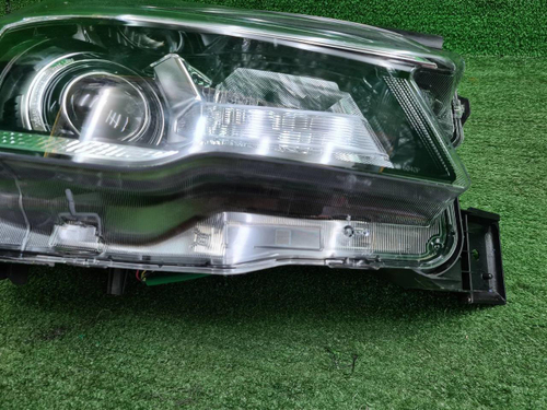 Фара правая Subaru Forester 5 SK (2018-2021) LED