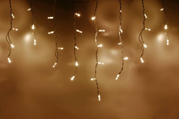 Светодиодная бахрома 108 теплых белых LED ламп, 3*0.6 м., 220В, статика, белый резиновый провод, Teamprof (TPF-i3*0.6-RW/WW)