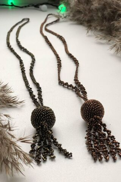 Подвеска "Шарик" Бронза ручной работы оплетённый бисером