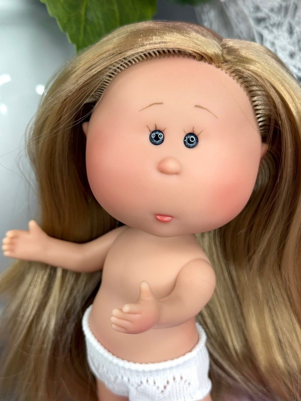 Кукла для девочки виниловая 23см Маленькая Мия без одежды (3199W1A-3)