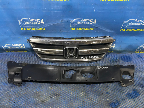 Решетка радиатора Honda EDIX 2004-2006