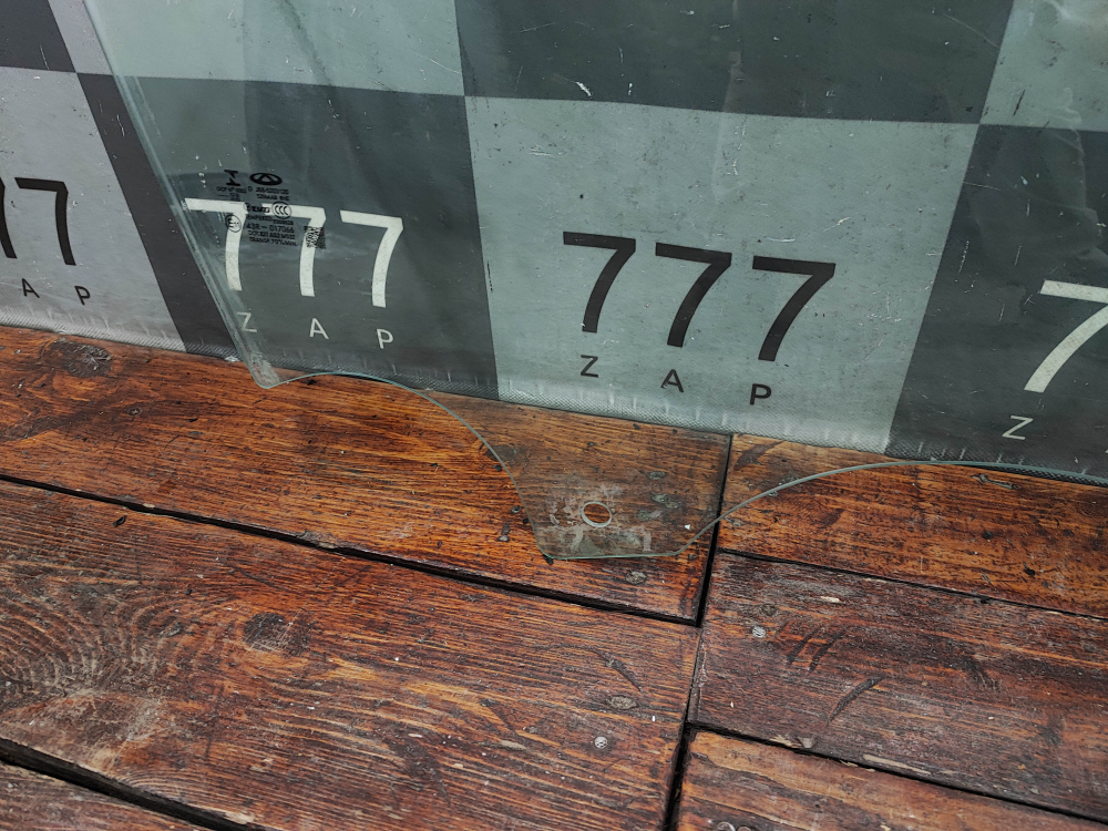 Стекло двери передней правой Chery Tiggo 4 Б/У Оригинал J685203120