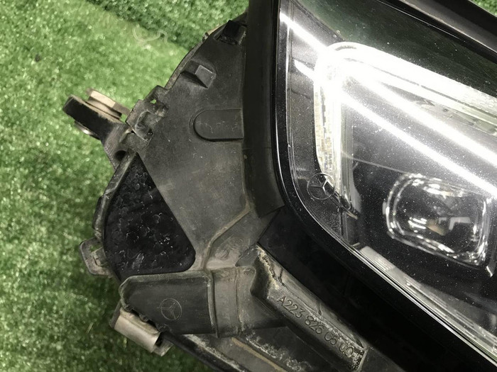 Фара левая Mercedes S W223 (20-нв) Digital Light