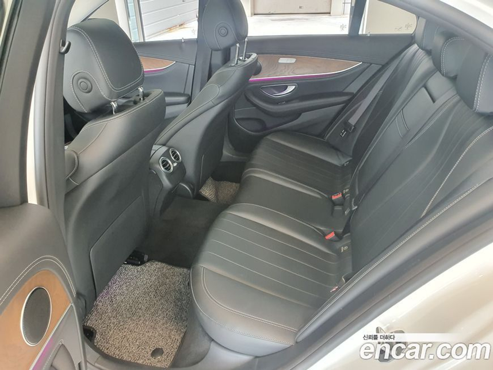 Mercedes-Benz E-Class W213 E220d 4MATIC Exclusive (10.2019)