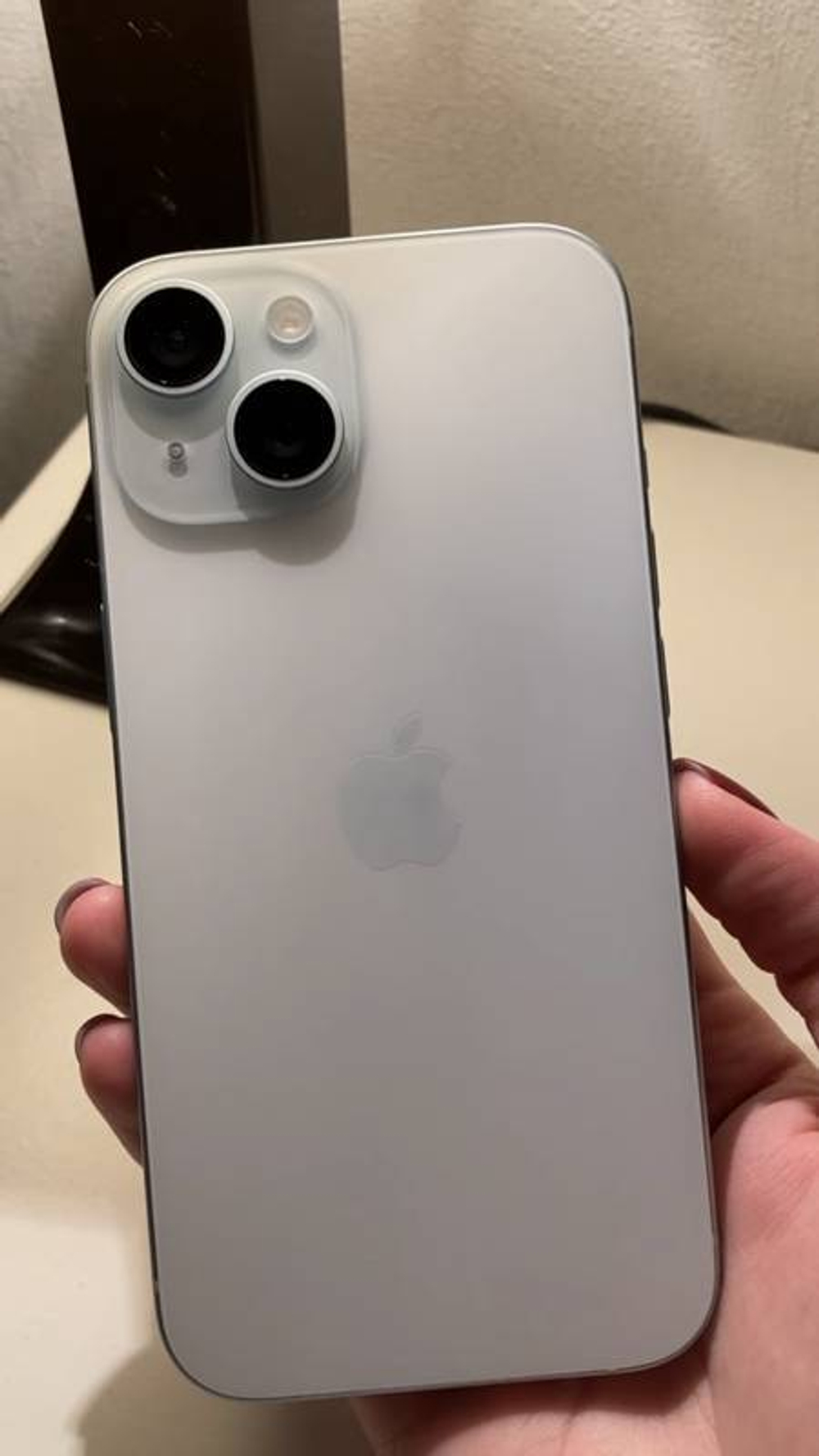 Apple iPhone 15