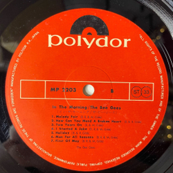 Винтажная виниловая пластинка LP The Bee Gees In The Morning (Japan 1971) (No Obi) Massachusetts