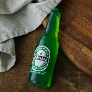 Бутылка пива пластиковая форма