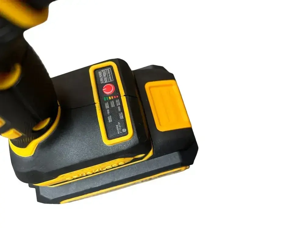 DeWalt Дрель-шуруповерт, 48 В, 80 Нм, 2 АКБ